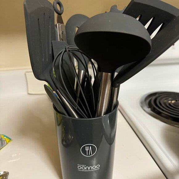 NEW Large Silicone Cooking Utensils Set - Heat Resistant Kitchen Utensils Sets - Picture 5 of 10